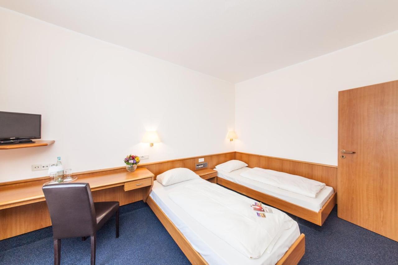 Hotel Antares Duesseldorf Exterior foto