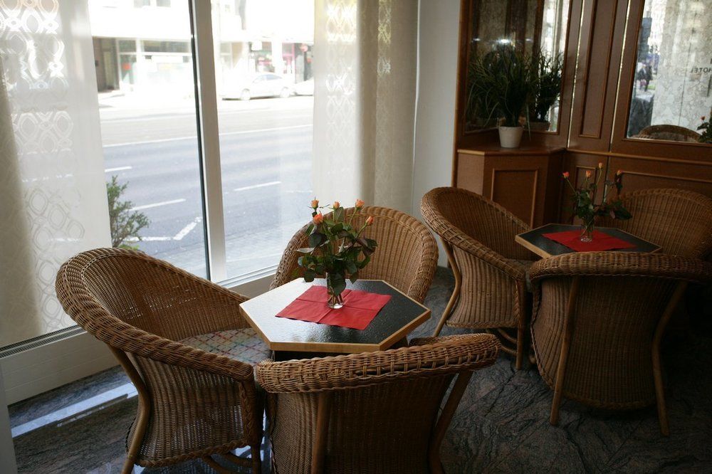 Hotel Antares Duesseldorf Exterior foto
